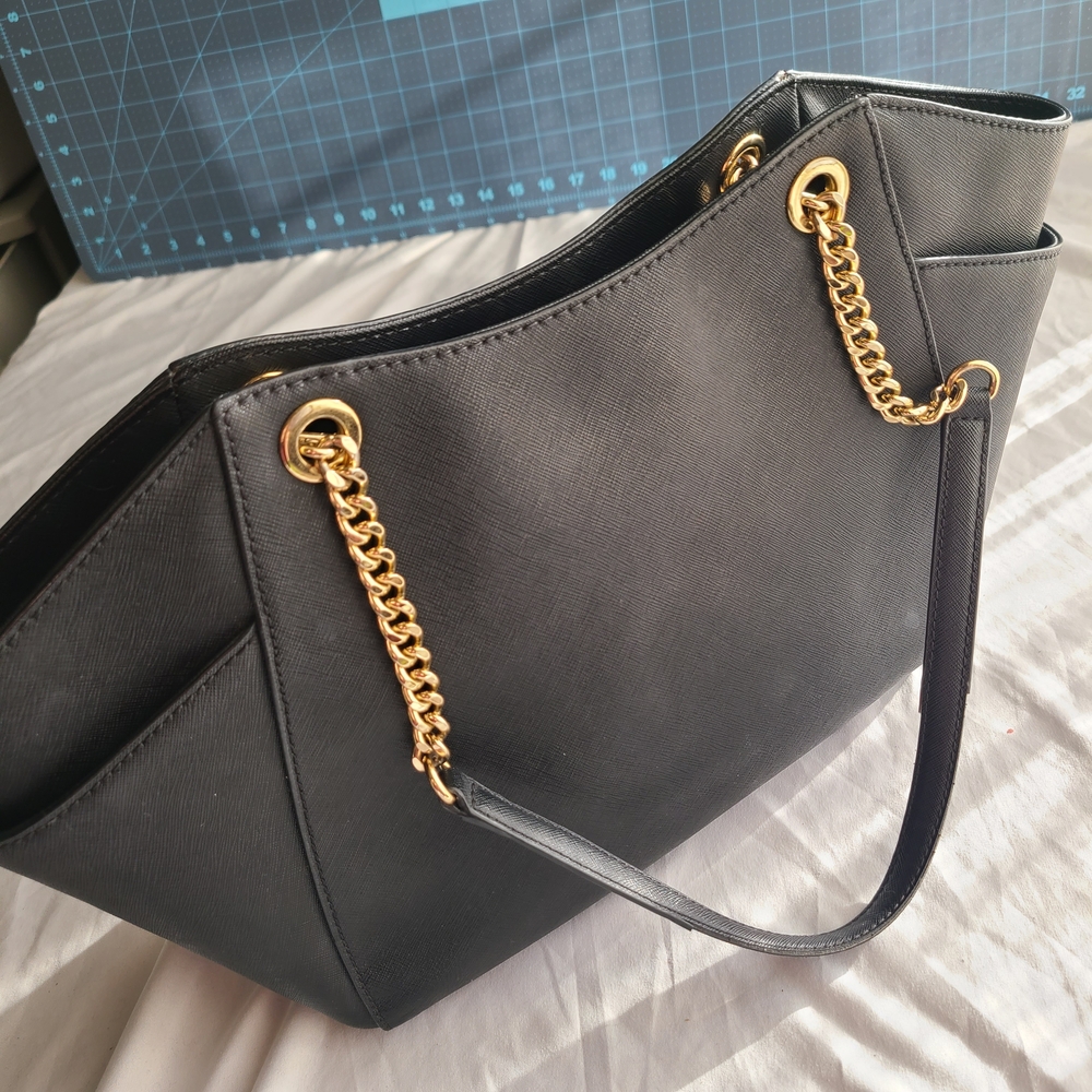 Michael Kors Black Tote Bag Purse - Picture 3 of 9